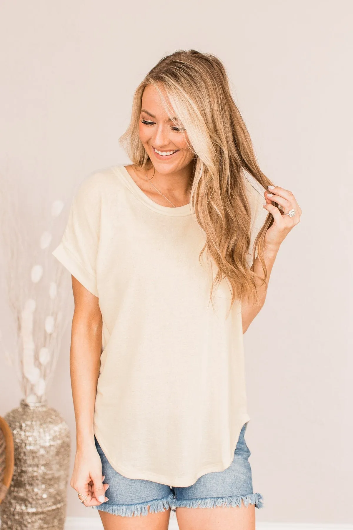 Things Look Peaceful Pocket Top- Cream