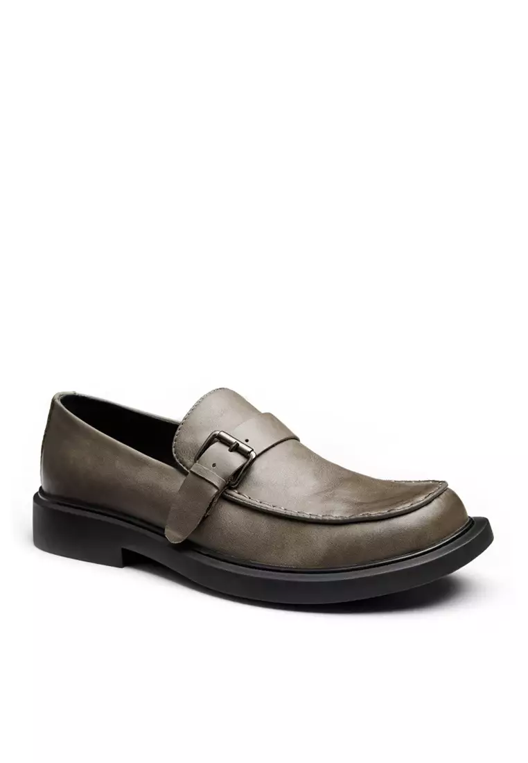 Twenty Eight Shoes VANSA Top Layer Cowhide Buckle Slip-on Loafer  VSM-C2975